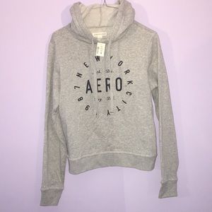 BRAND NEW comfy sweatshirt!